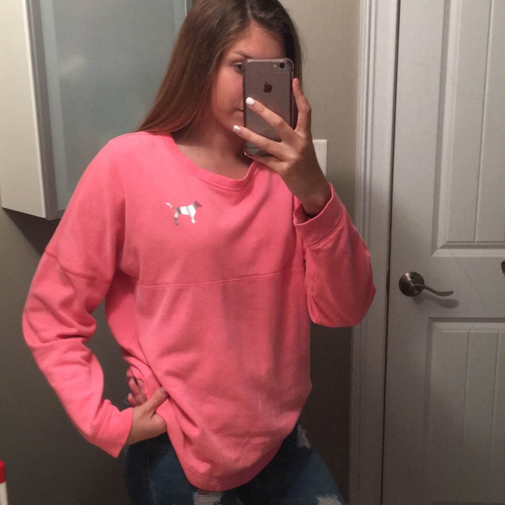 sweatshirt
